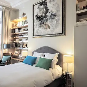 Apartment Richelieu Chicsuites, Paris
